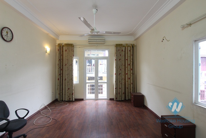 House for rent in Tay Ho with 05 bedrooms, 05 bathrooms.